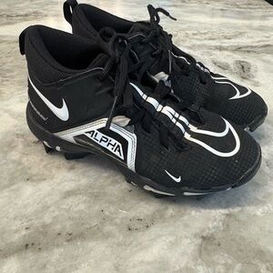 Nike Boys Alpha Menace 3 Shark CV0581-001 Black Football Cleats Shoes Size 2Y